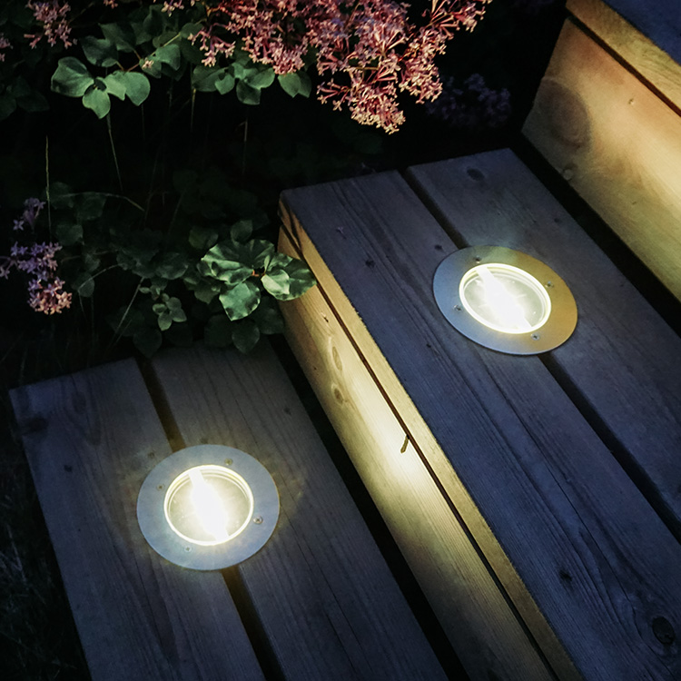 Solar powered decklight