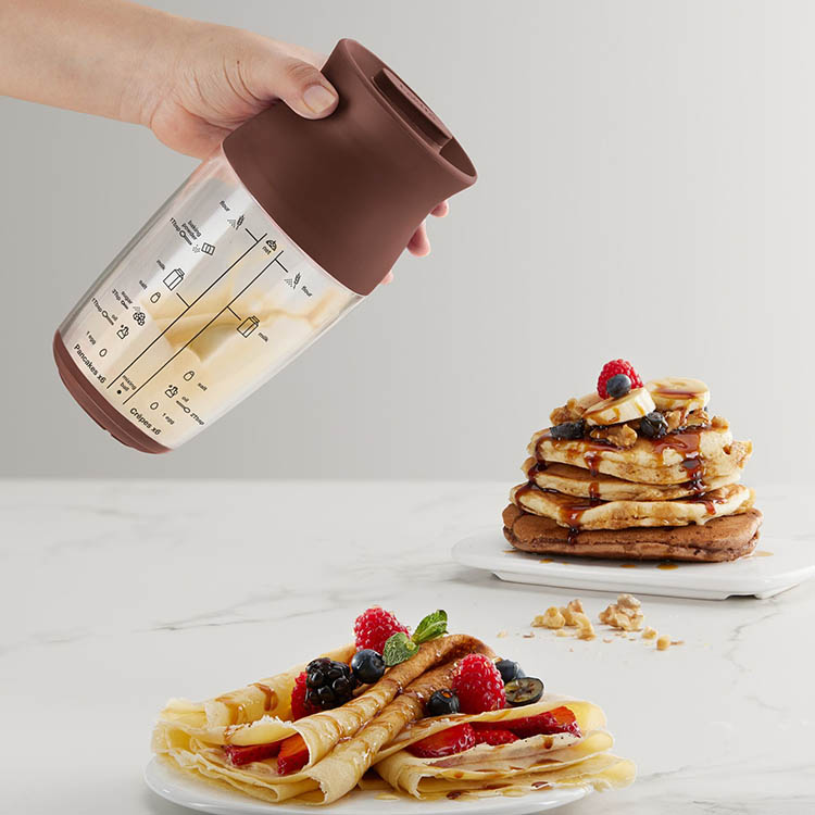 Shaker for Pancake and Crêpe Mixes