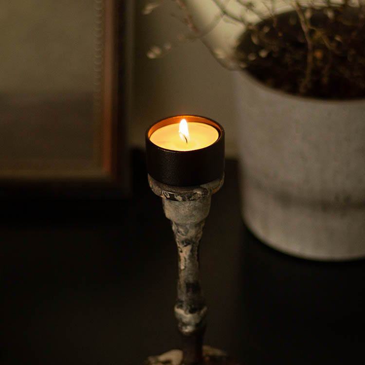 Adapter long candle to tealight