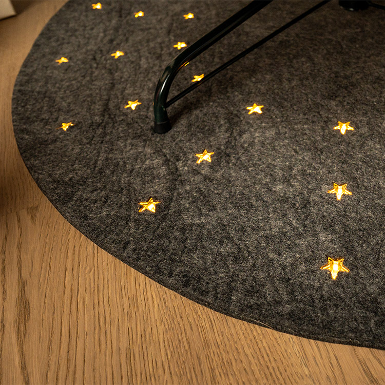 Christmas tree mat with stars