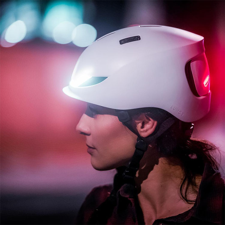 Helmet with lights, Lumos Matrix MIPS