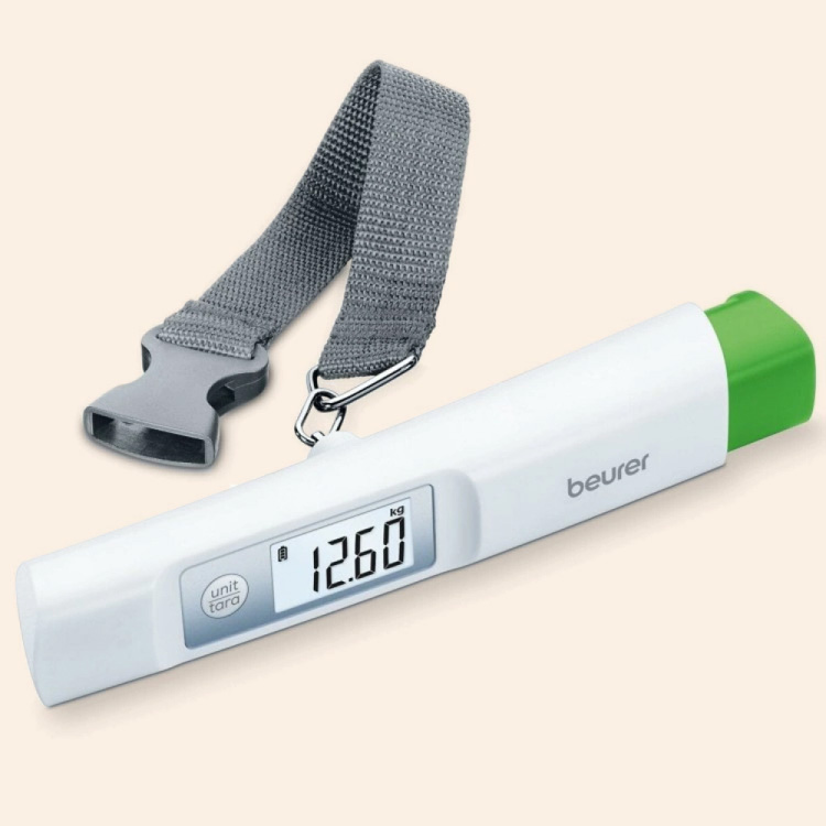 Luggage scale, dynamo-driven