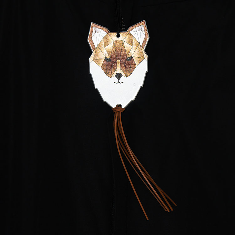 Reflective accessories with animal motifs