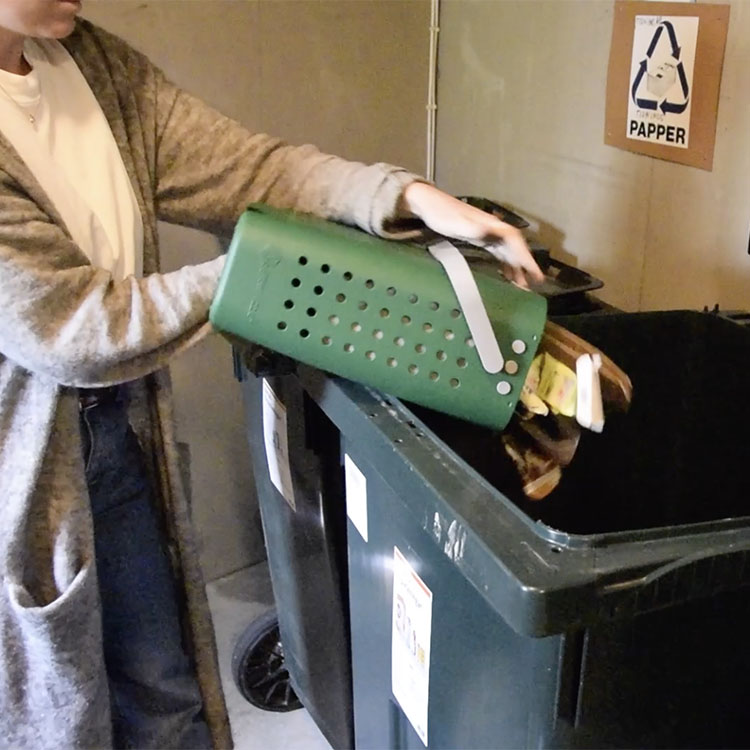 Green Lizzie waste separation, press and empty bins