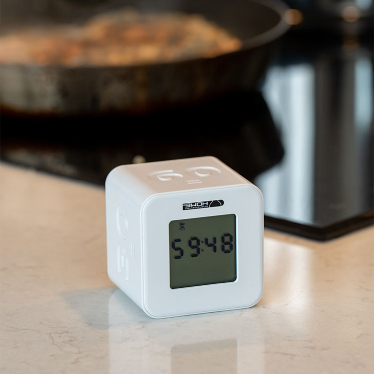 Kitchen timer cube