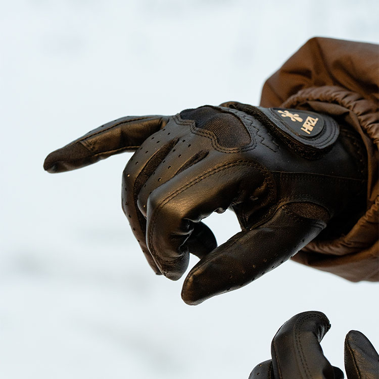 Riding gloves