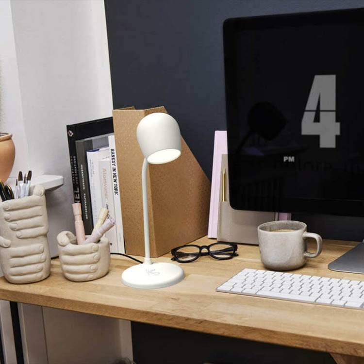 Kreafunk 3-in-1 desk lamp