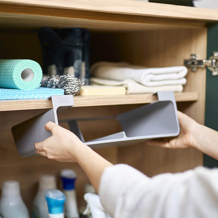 Cupboard organiser