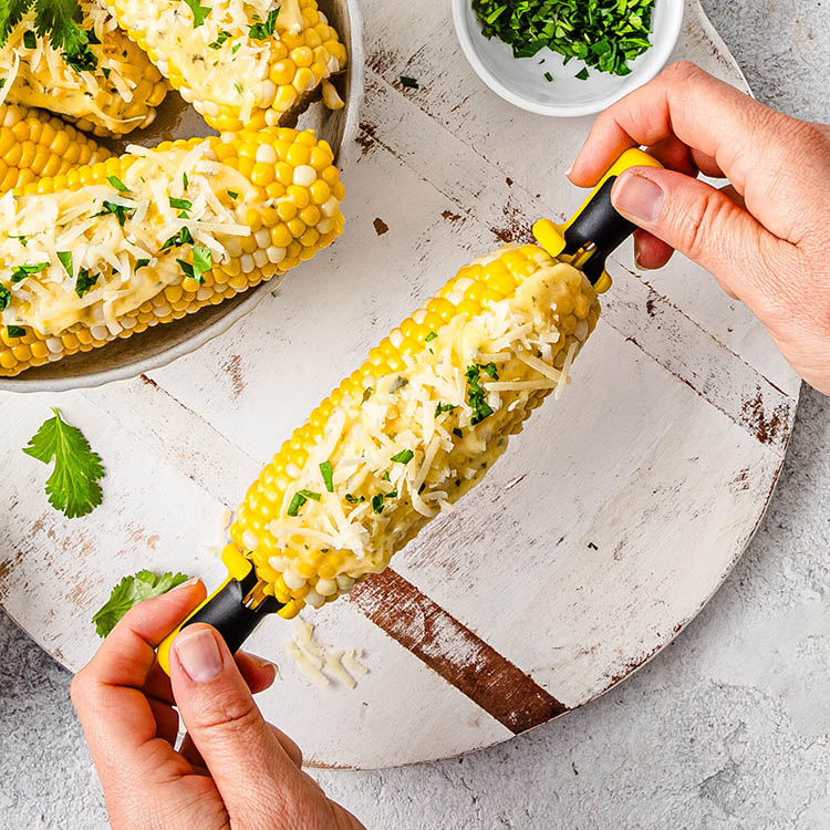 Corn holder with locking function 4-pack