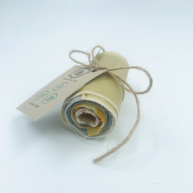 Beeswax fire starter