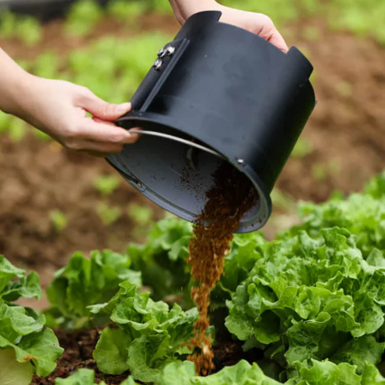 Bioblend composting machine